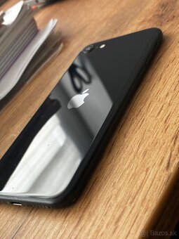 iphone se 2022 - 4
