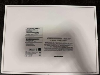 Apple Macbook Air 13 - M2 chip - 4
