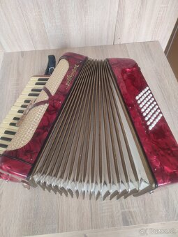 Akordeón Royal Standard 48 basov - 4