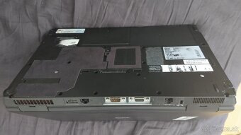 Predám Fujitsu Lifebook E780 - 4