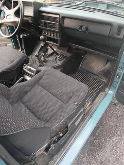 Lada Niva - 4