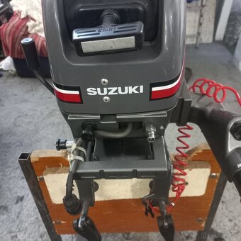 Lodny benzinovy motor 2Takt suzuki DT4,kratka noha - 4