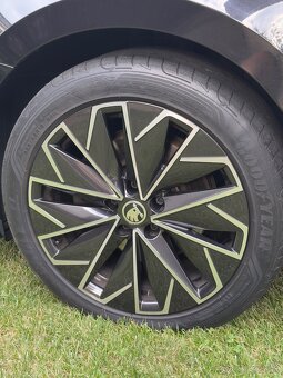 Škoda Superb Combi 2.0 TDI SCR L&K DSG - 4