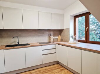 Výnimočný, luxusný, nový 4-izb. byt, centrum Záh. Bystrice - 4