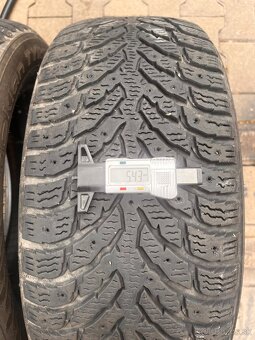 225/55R17 Nokian zimne - 4