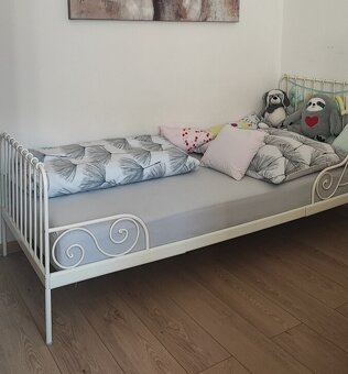 Rastúca kovová posteľ - 4