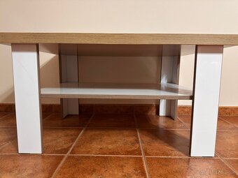 Konferenčný stolík - 4