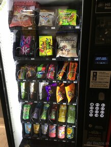 Predám snack/predajný automat NECTA (r.v.2022) - 4