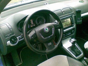 Škoda Octávia 2,0 - TDI RS - 4