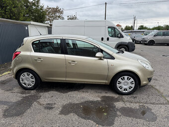 Opel Corsa 1.4 16V Cosmo A/T - 4