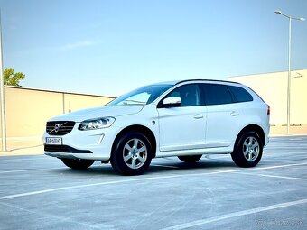 Volvo XC60 D3 Momentum - 4