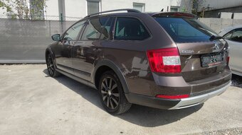 Škoda Octavia Scout 2.0 TDi 135kw DSG - 4