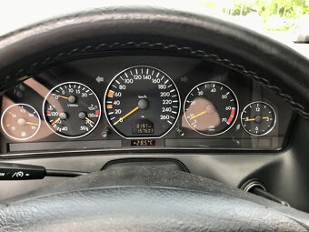Mercedes R129 Final Edition 2000 - 4