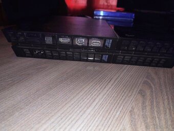 PS4 pro + hier - 4