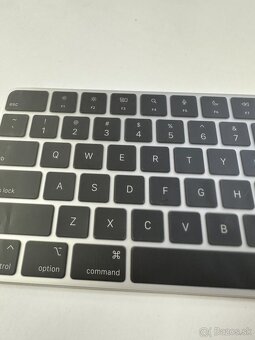  Apple Magic Keybord s numerickou klávesnicou s TOUCH ID - 4