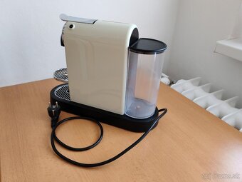 Kapsulový kávovar Delonghi CitiZ EN 167W (béžový) - 4