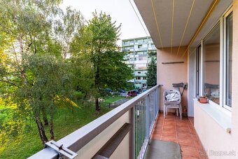 3 - izbový byt s loggiou, Trieda SNP - Terasa - pôvodný stav - 4