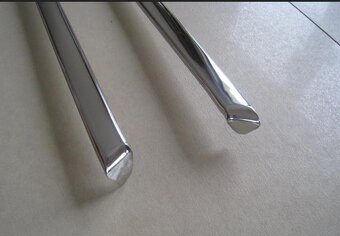 Mercedes W108,110,114,115 - spodní lišty - 4