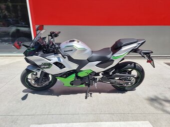 Kawasaki Ninja7 Hybrid - 4