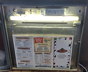 SVETELNÁ REKLAMA PIVA BERNARD - 4