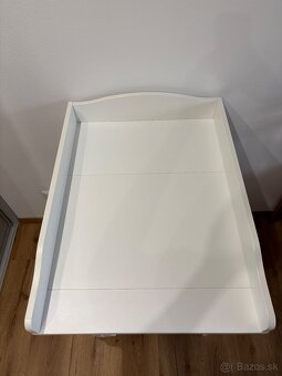 Prebaľovací pult - 4