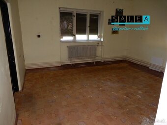 MOŽNOSŤ DOHODY Rodinný dom, garáž, letná kuchyňa, 110 m2, Š - 4