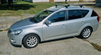 KIA Ceed kombi 158k km - 4