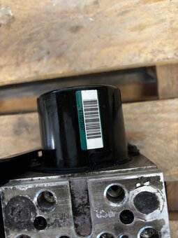 ABS Pumpa Peugeot 407 2.7 diesel - 4