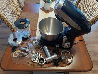 Predám kuchynský robot - 4