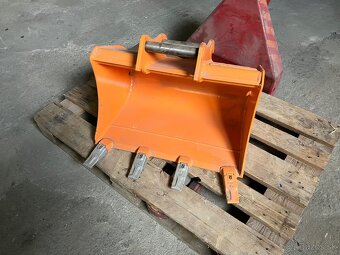 Lopaty Takeuchi TB216 - 4