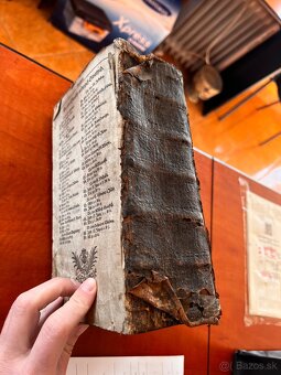 Starožitná kniha - 4