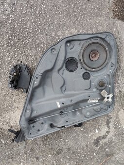 VW Golf 4 - sťahovačky okien - 4