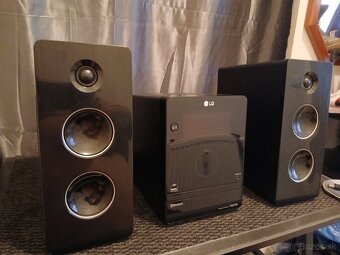 LG XBOOM MICRO HI -FI  CM2760. - 4