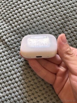 Apple AirPods Pro 2 USB-C - 4