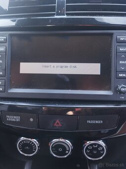 Autoradio Citroen c4 aircross, prestalo fungovať,platničky - 4