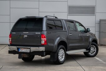 Toyota Hilux DC 3.0 I D-4D Sol A/T REZERVOVANÉ - 4