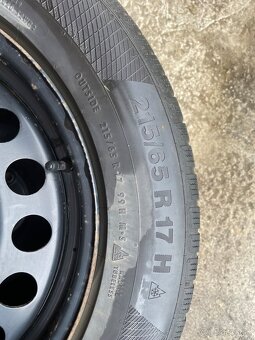 Predám SUV zimné pneu..215/65/R17 SUV - 4