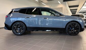BMW iX xDrive40 - 4
