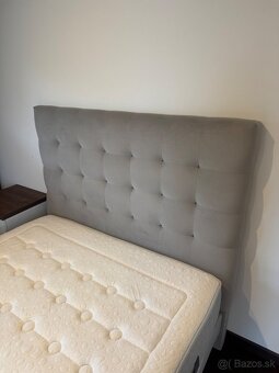 Postel 140x200 s matrací – luxusní vzhled, výborný stav - 4