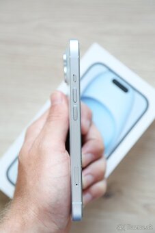 iPhone 15, TOP STAV - 4
