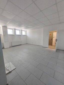 Kancelárie a sklady na prenájom – Kopčianska | Bez provízie - 4