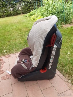 Darujem autosedačku Romer King 9-18kg - 4