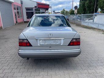 Mercedes 124 E 200 benzin rok 1994 - 4