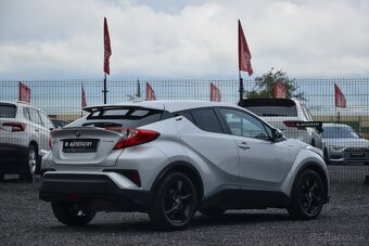 Toyota C-HR 1.8 Hybrid - slovenské auto - 4