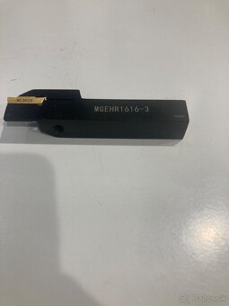 Sústružnícky upichovák + rezné plátky - 4