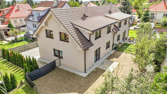 EXKLUZÍVNE NA PREDAJ KOMFORTNÝ 5-IZBOVÝ RODINNÝ DOM V MODRE - 4