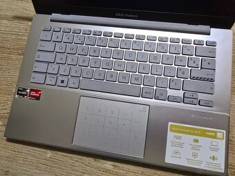 Asus Vivobook 14 Go model 2024 s procesorom AMD ryzen 5 7 ge - 4