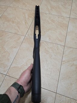 Predám pažbu cz 557 - 4