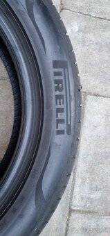 235/50 R19 Pirelli - 4