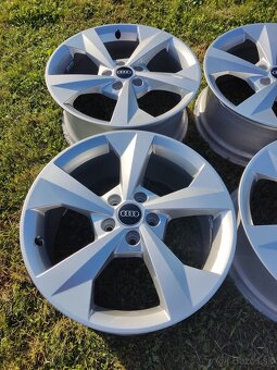 ALU KOLESÁ AUDI 5X112 R18' A3/S3 - 4
